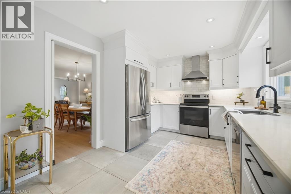 1219 PRIORY Court, Oakville, Ontario, L6M1B5 — Photo 31