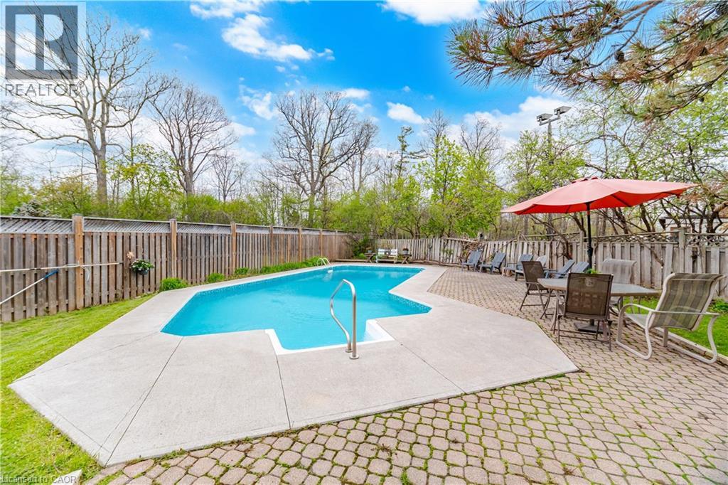 1219 PRIORY Court, Oakville, Ontario, L6M1B5 — Photo 41