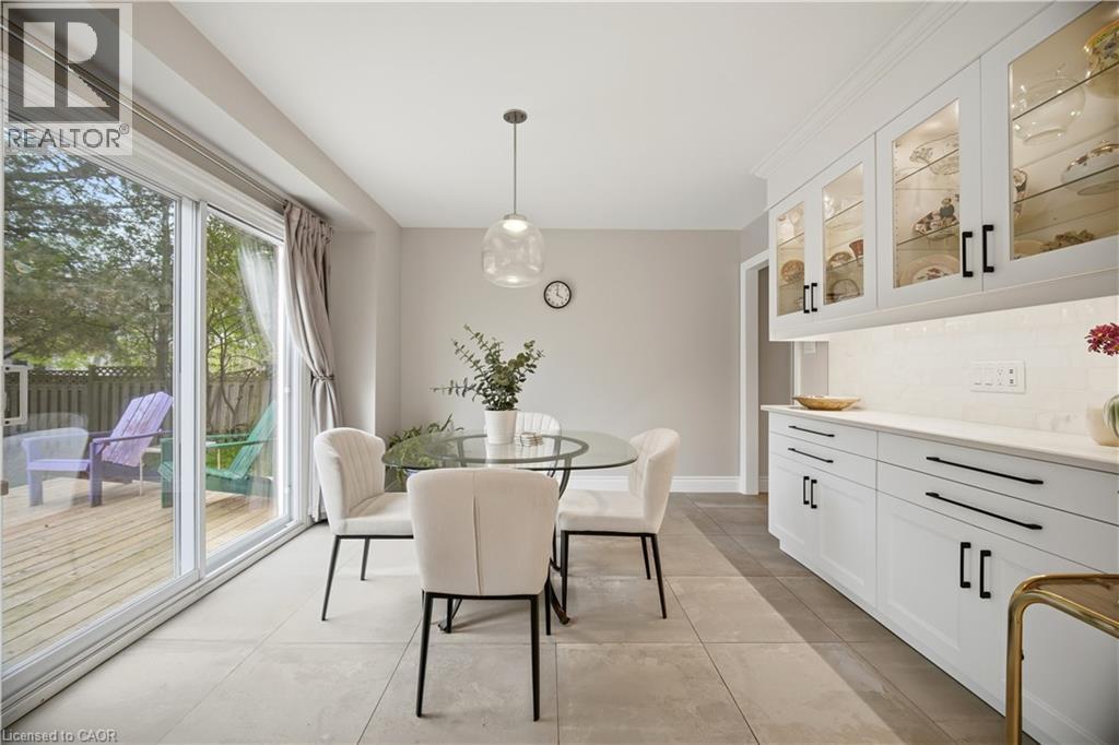 1219 PRIORY Court, Oakville, Ontario, L6M1B5 — Photo 12
