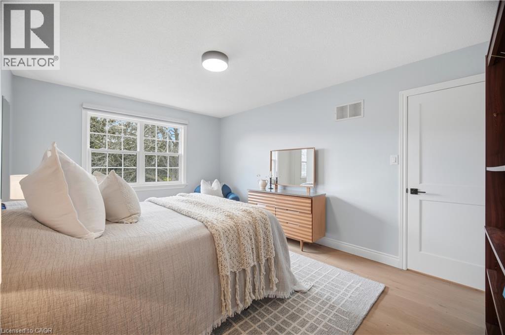 1219 PRIORY Court, Oakville, Ontario, L6M1B5 — Photo 17
