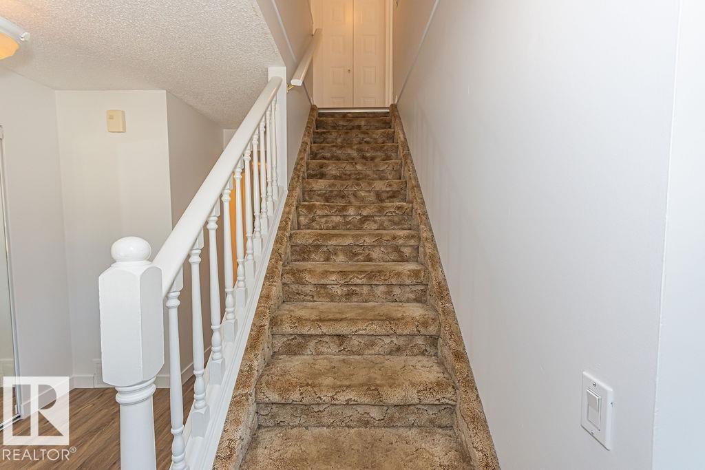 1035 VILLAGE DR, Sherwood Park