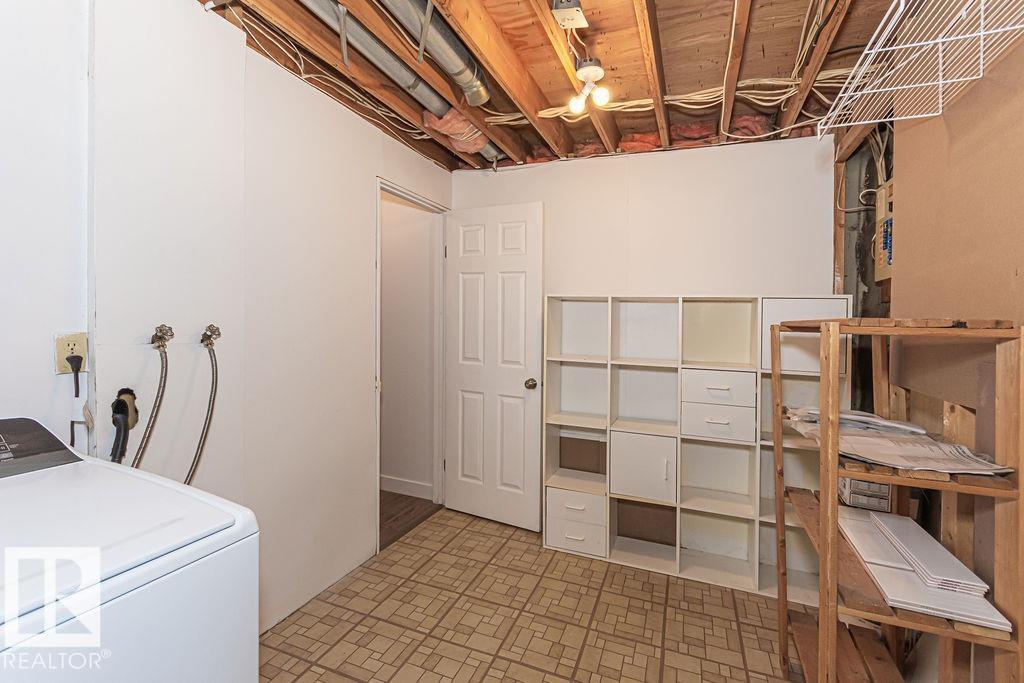1035 VILLAGE DR, Sherwood Park