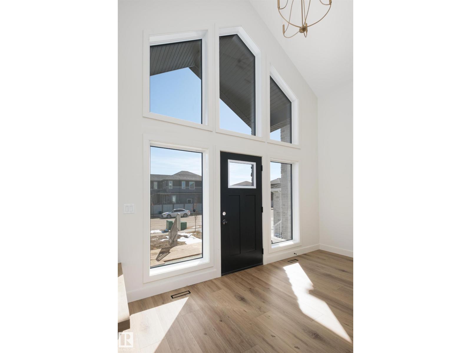 213 DEER PARK BV - Image 3