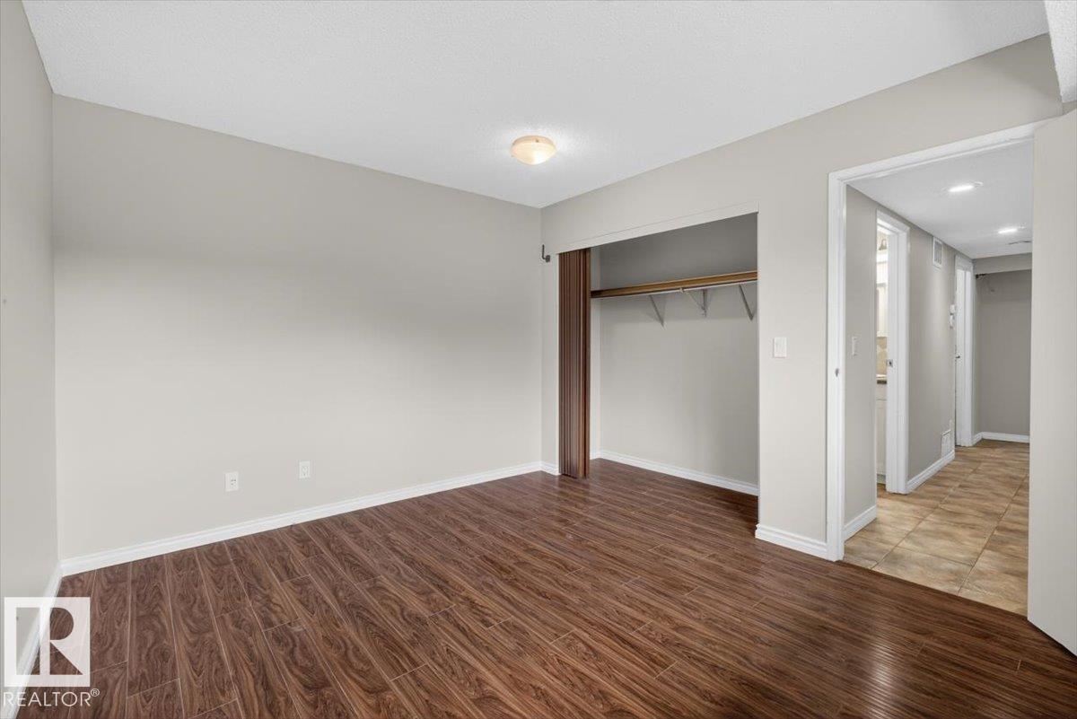 1066 KNOTTWOOD RD E NW - 23