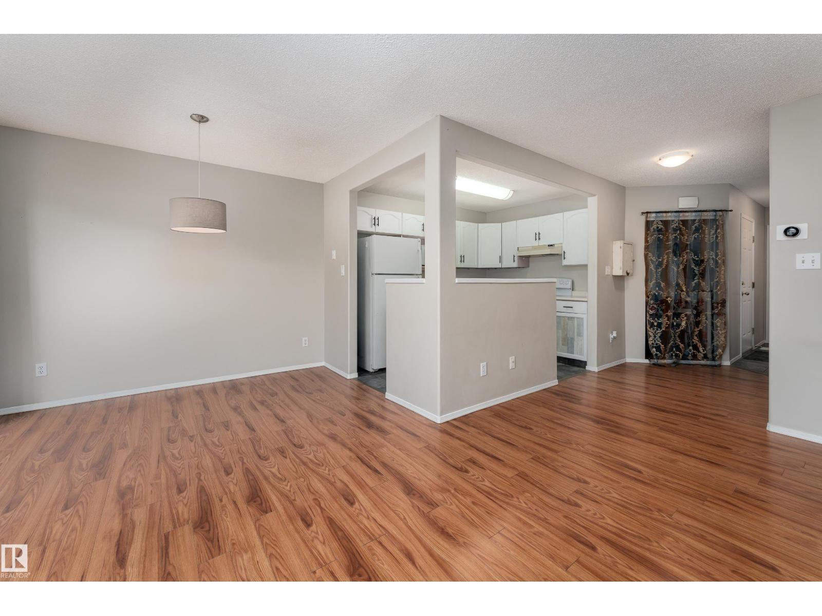 121 BULYEA RD NW - 17