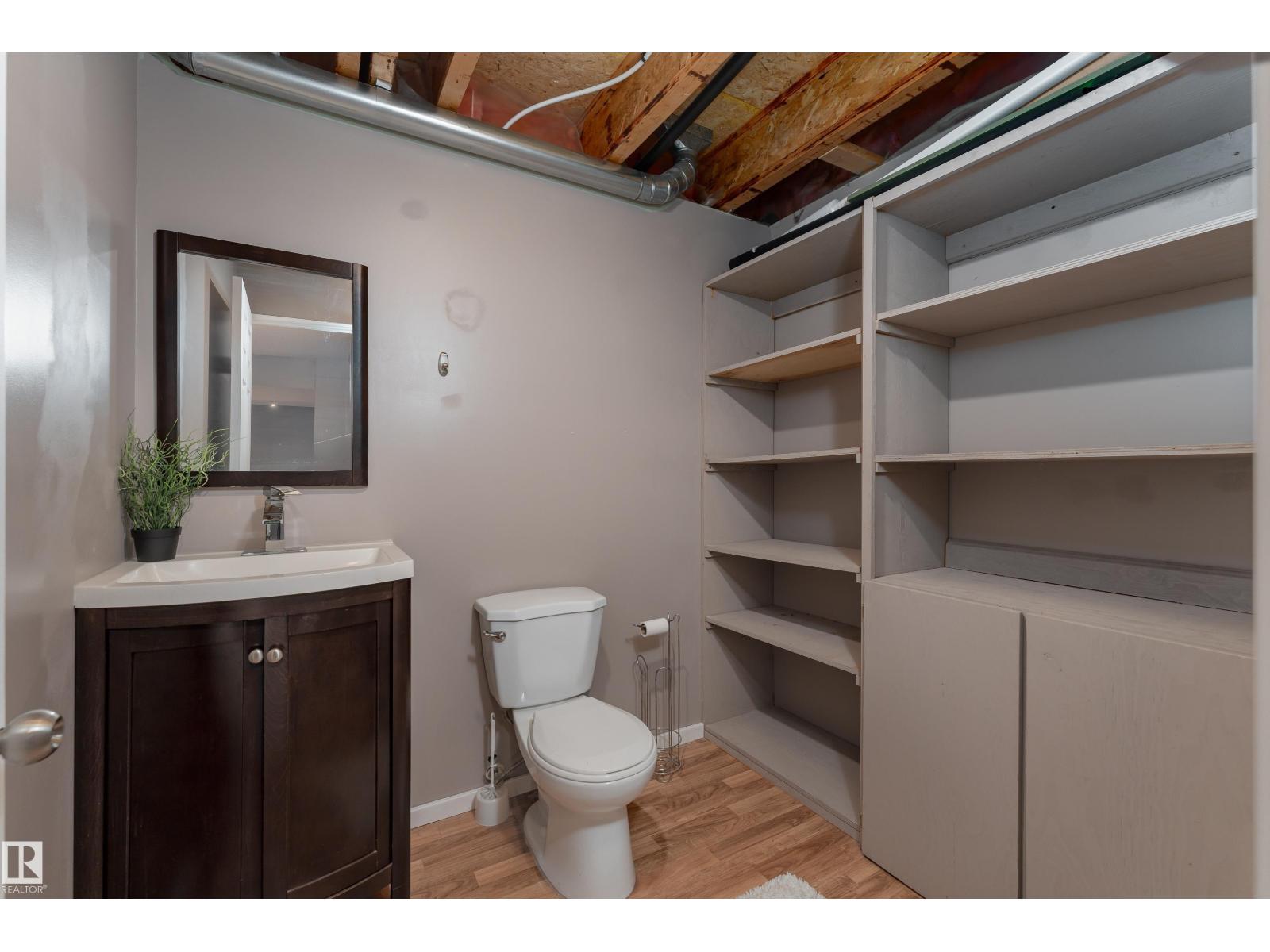 121 BULYEA RD NW - 38