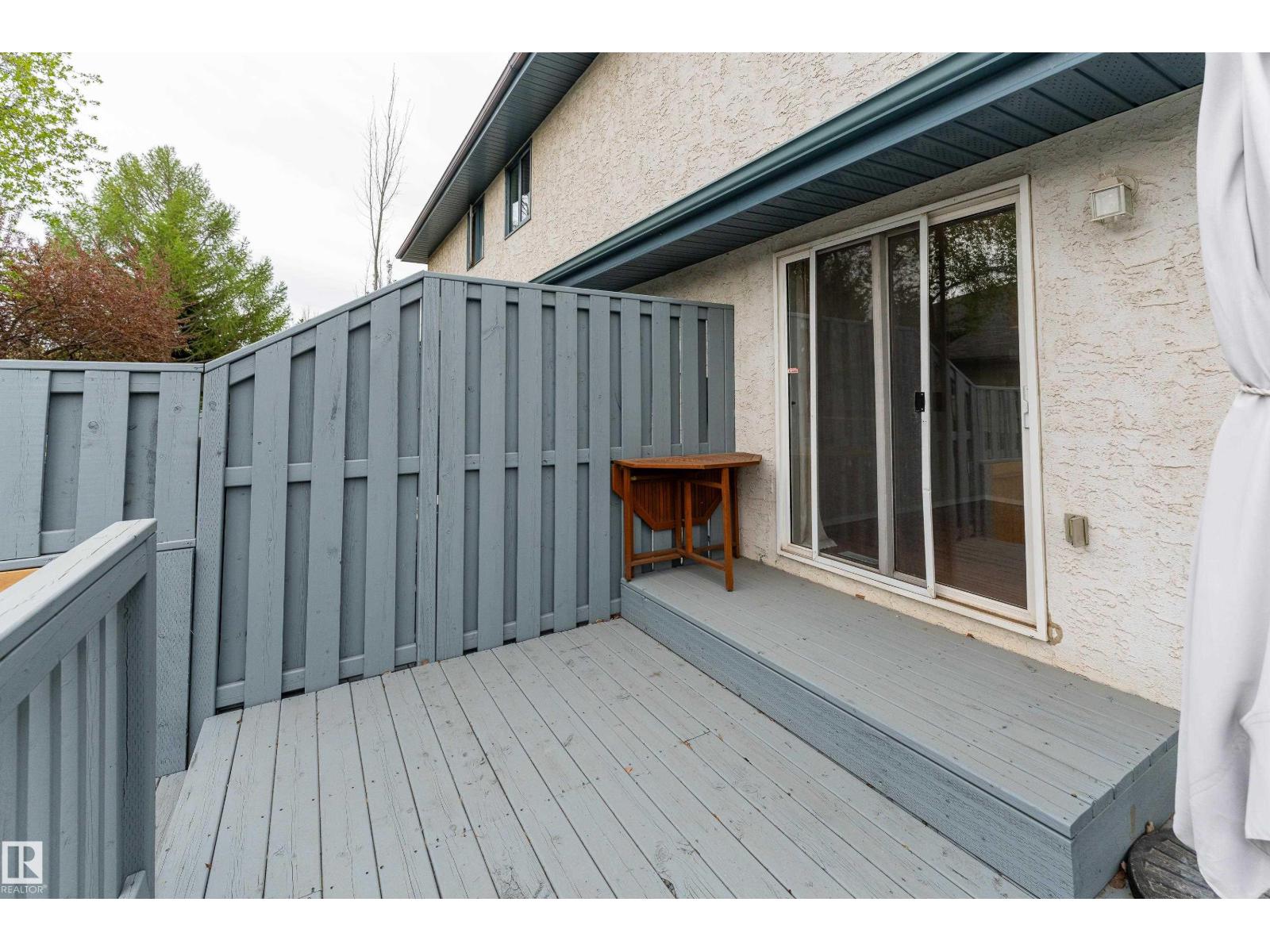 121 BULYEA RD NW - 46