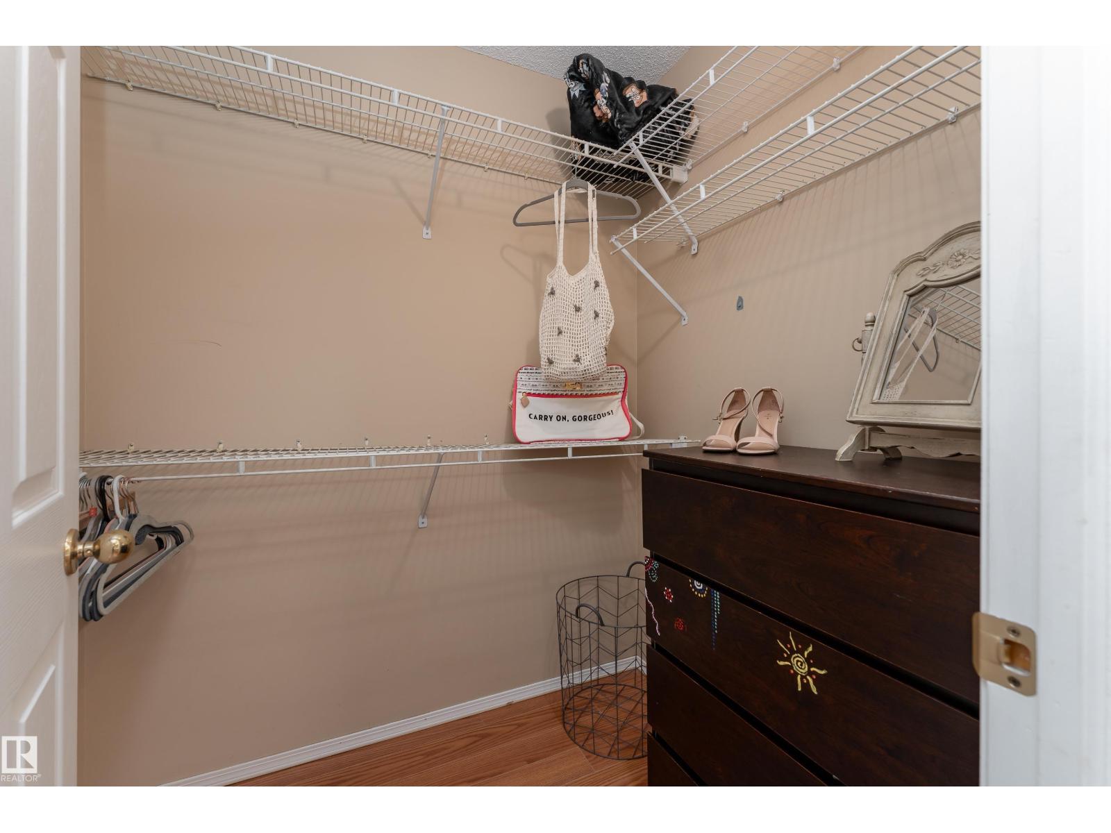 121 BULYEA RD NW - 34