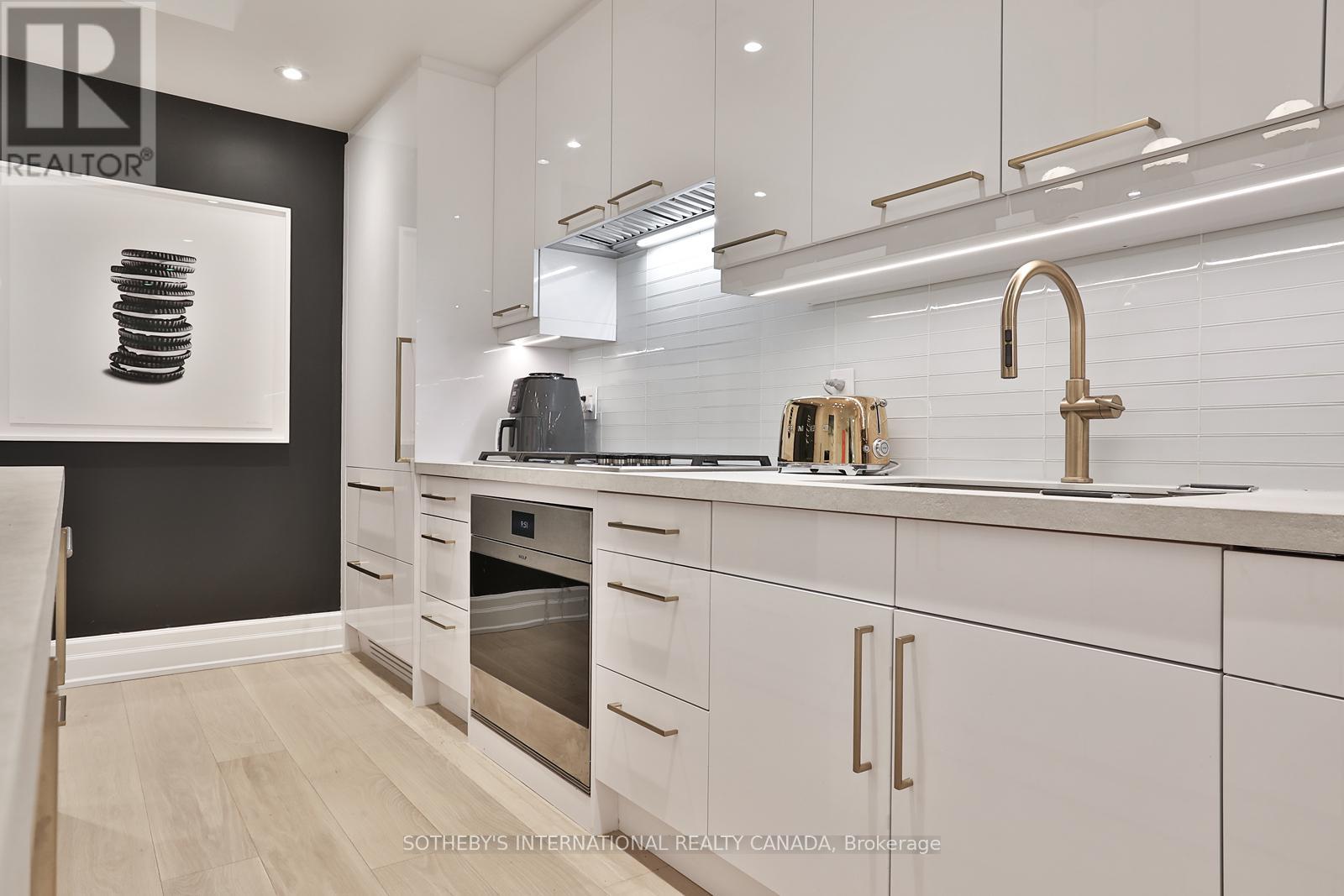 #401 1 FOREST HILL ROAD - 19