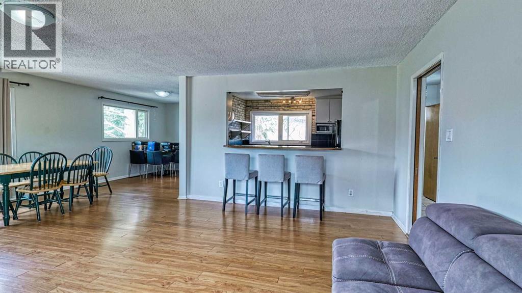 5924 Bow Crescent NW - 7