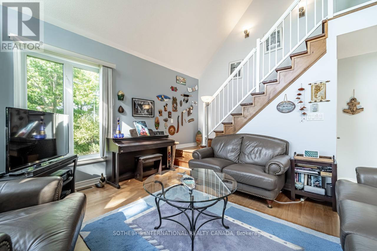 1 & 2 IVY LANE - 43