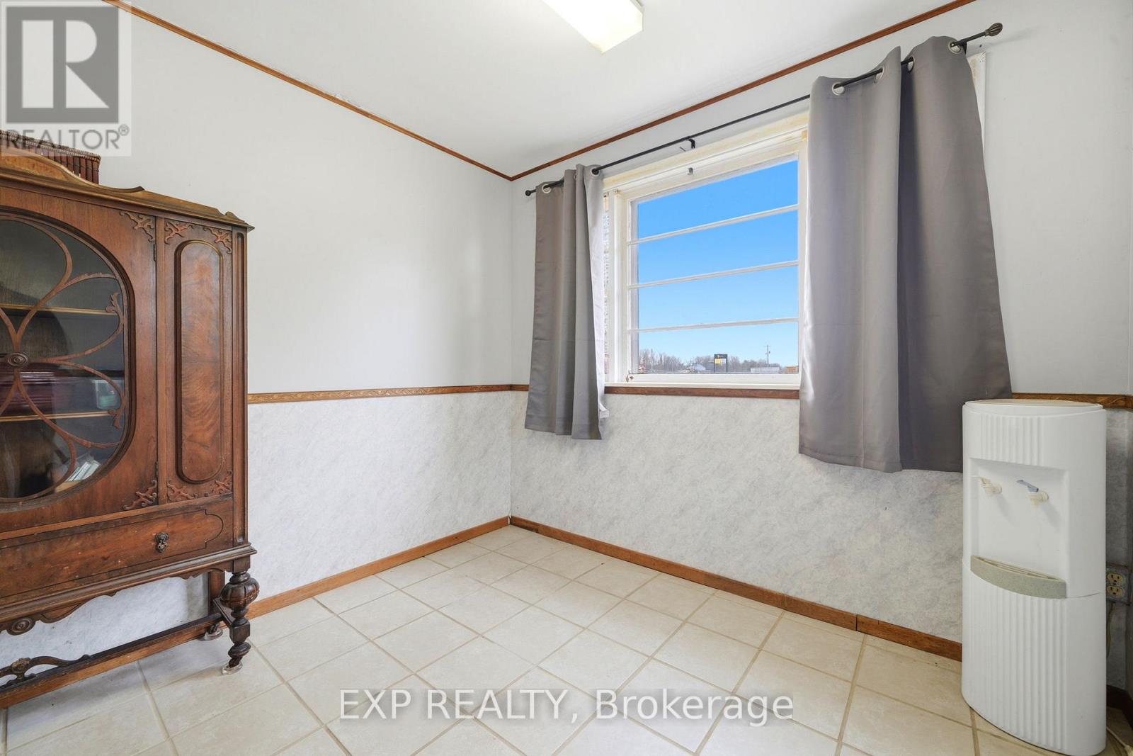 4142 STEWARTS LANE - 17