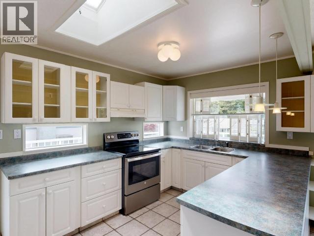 3272 KOOTENAY PLACE - Image 3