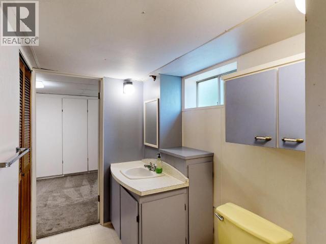 3272 KOOTENAY PLACE - 22