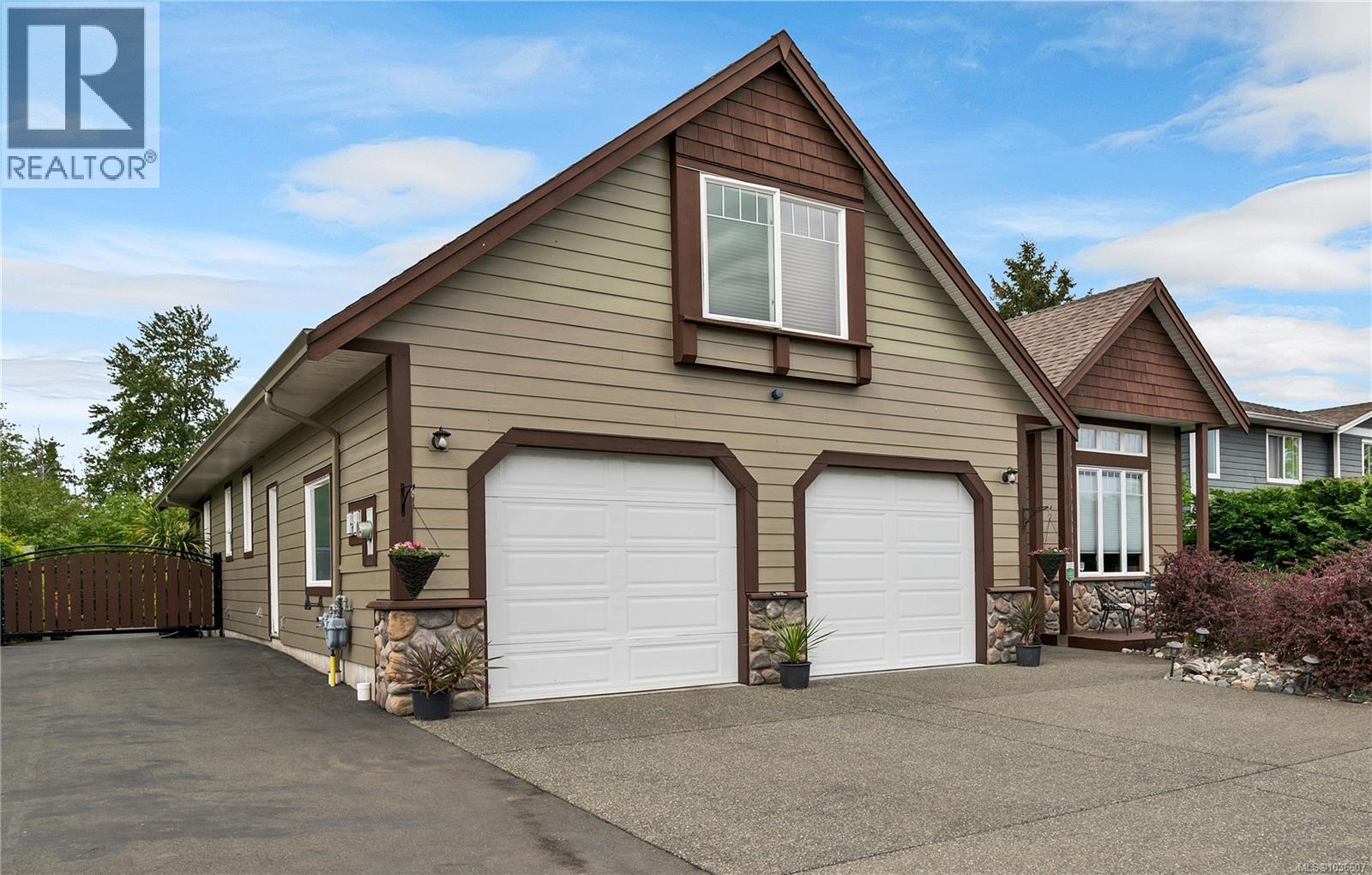 240 Carolyn Rd - 51