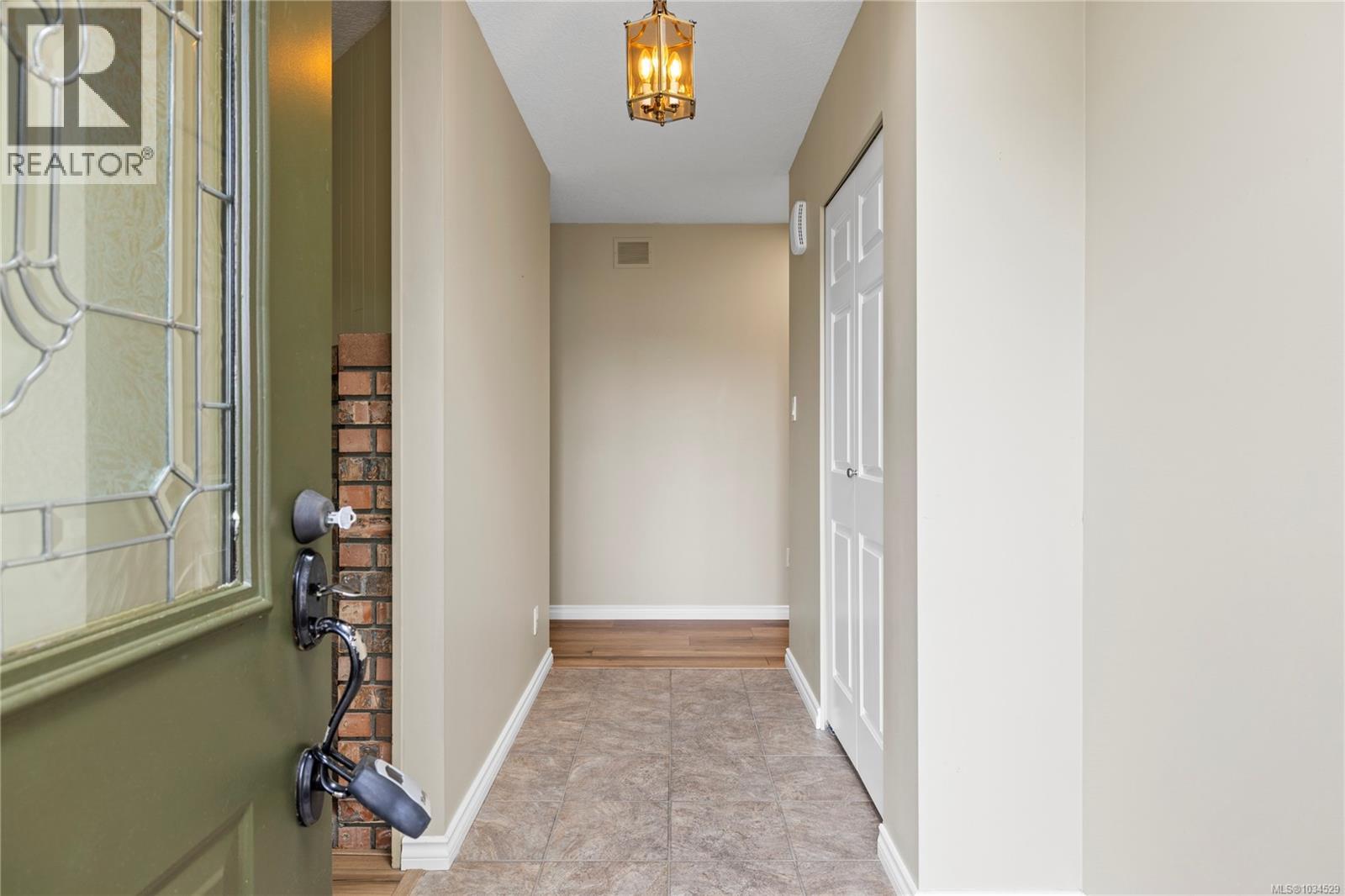 467 Rowan Dr - 13