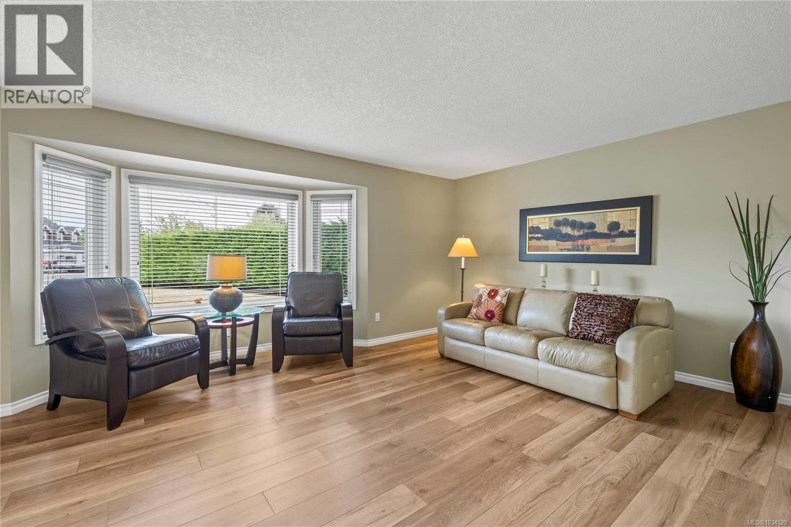 467 Rowan Dr - 18