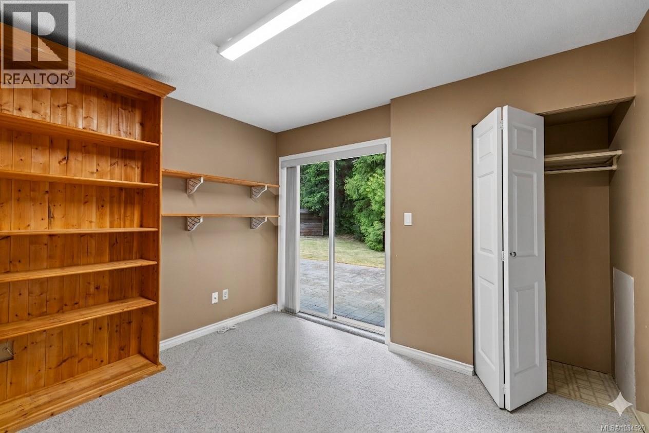 467 Rowan Dr - 27