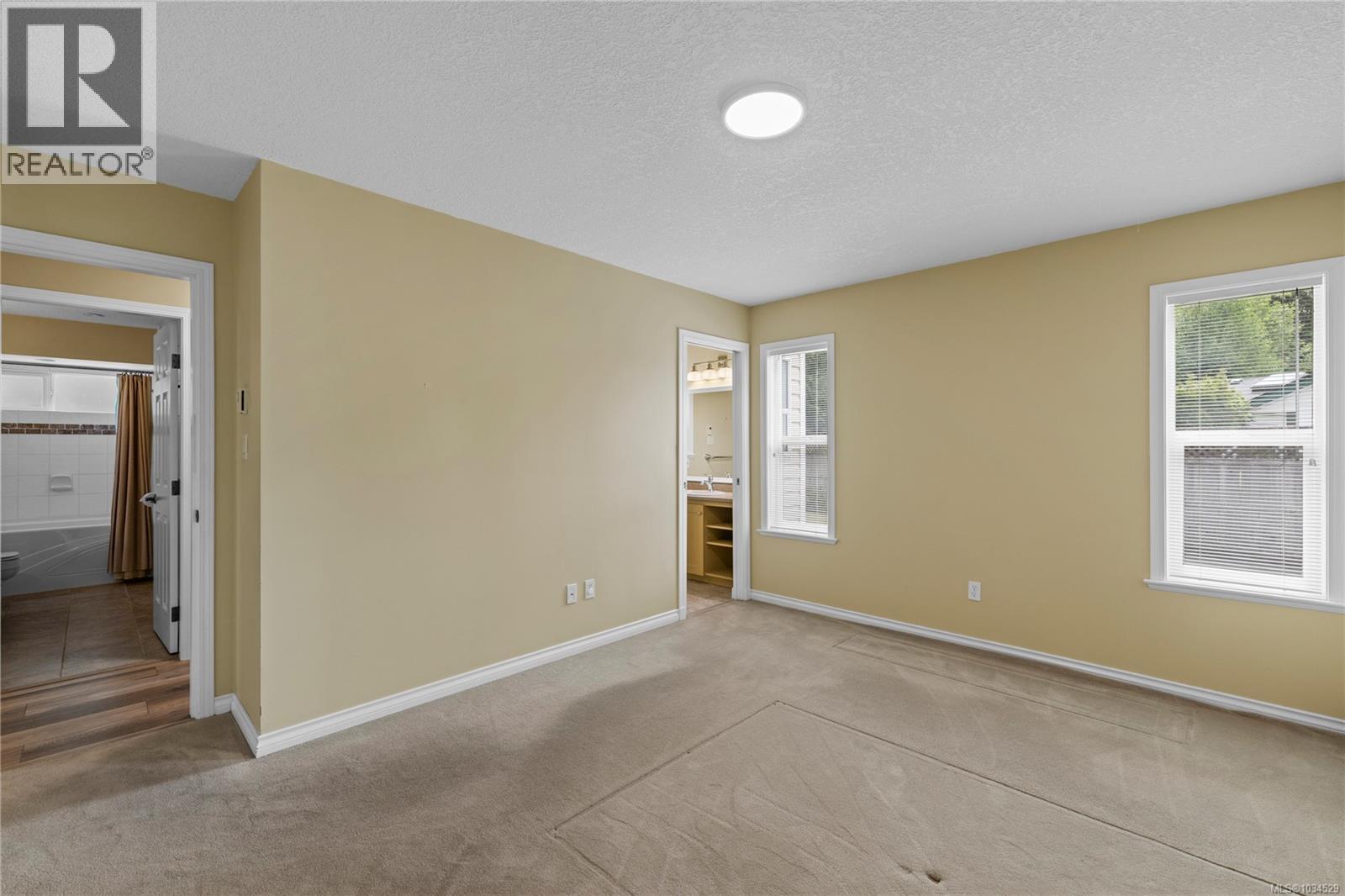 467 Rowan Dr - 32