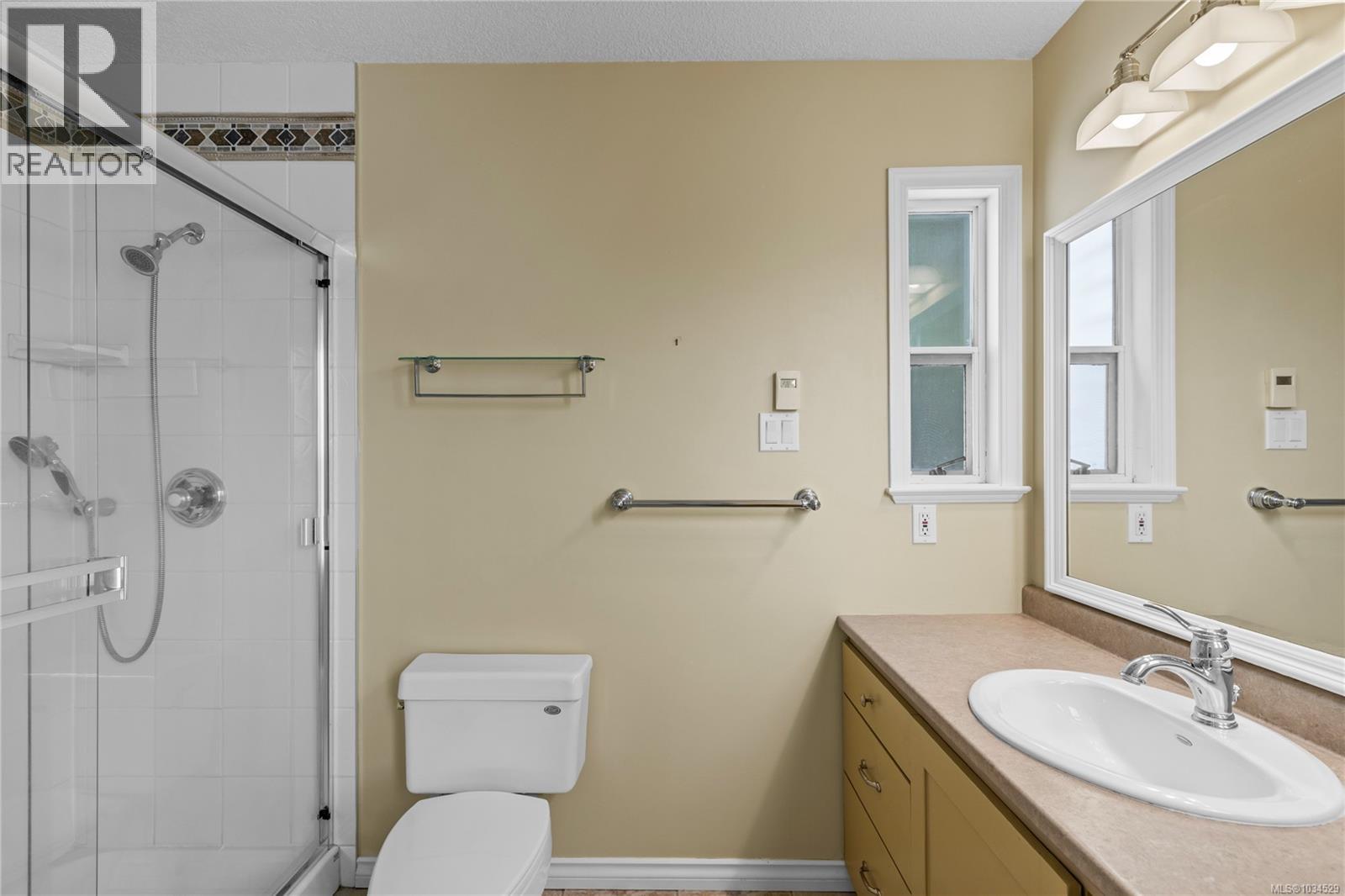 467 Rowan Dr - 33