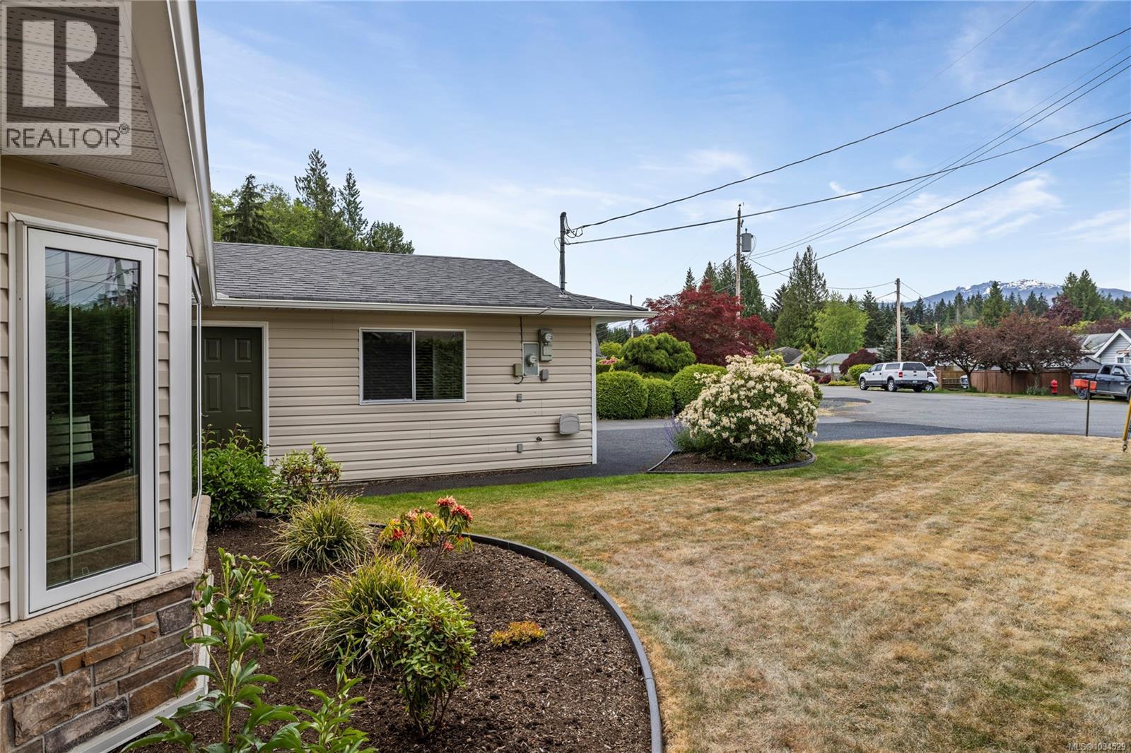 467 Rowan Dr - 43