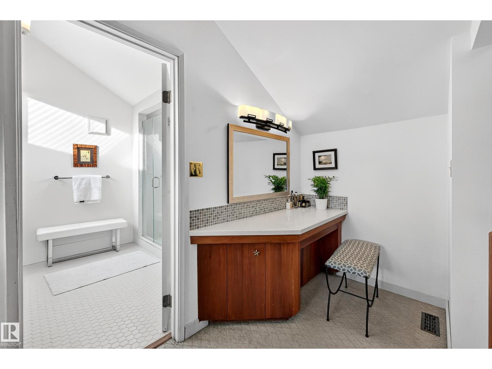 11627 76 AV NW - 33