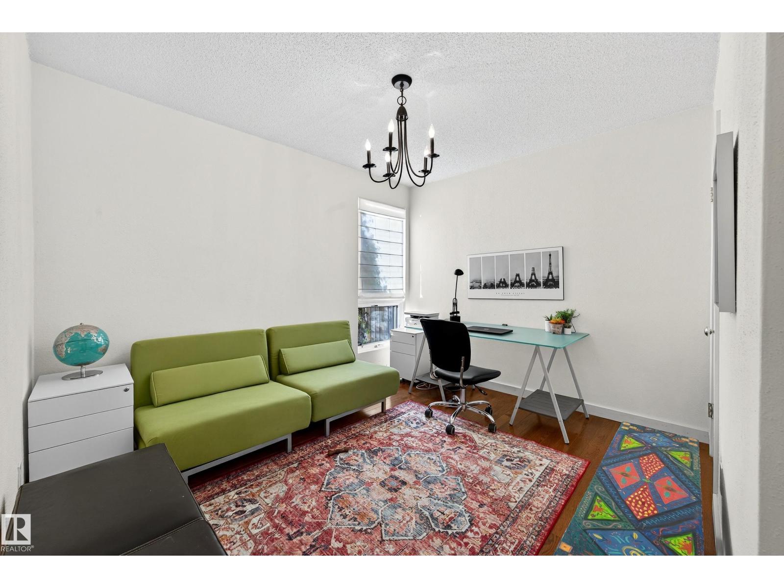 11627 76 AV NW - 26