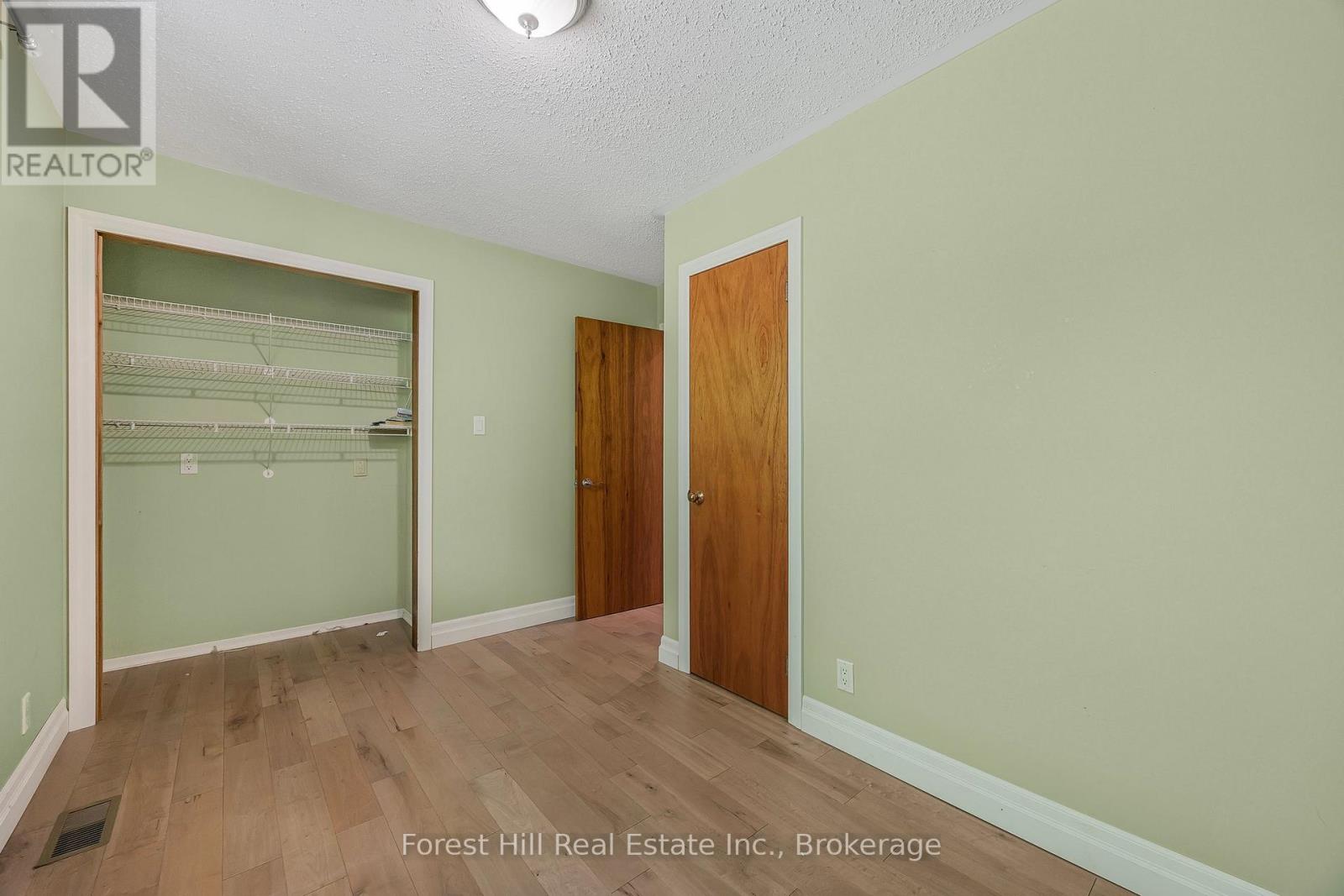 1080 RIVER STREET - 14