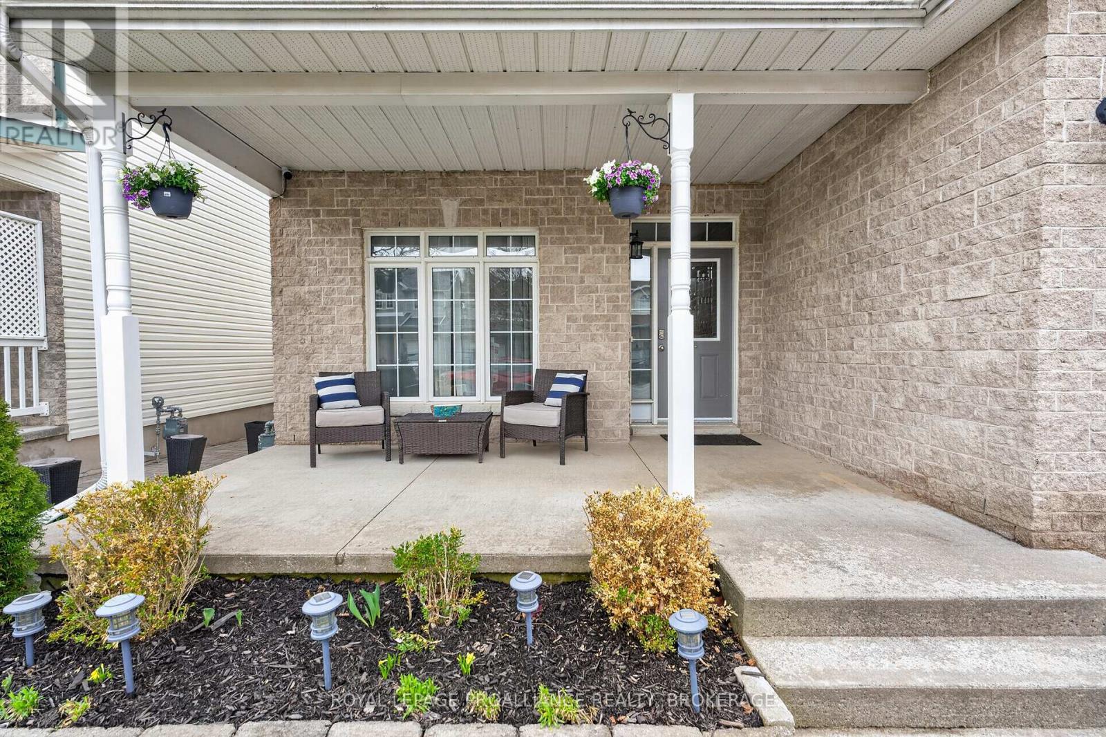 975 BLUFFWOOD AVENUE - Image 3