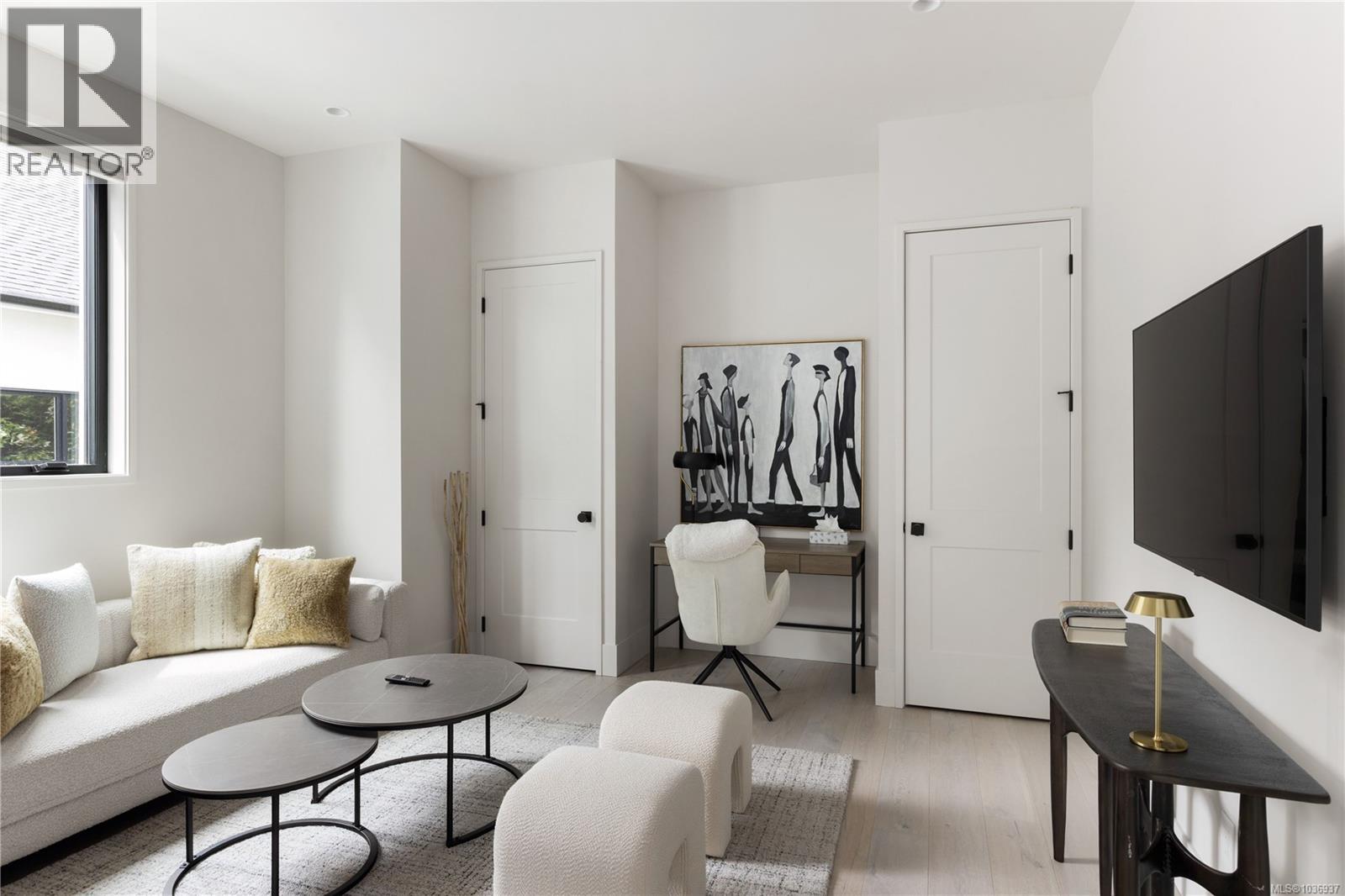 8425 Lochside Dr - 31