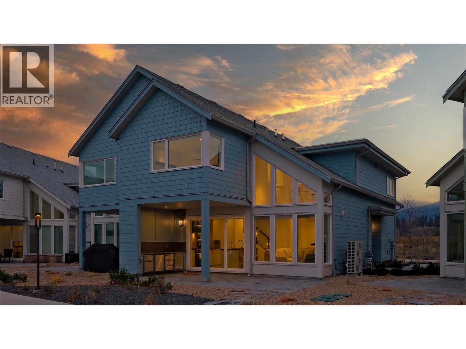 3040 Landry Crescent - 2