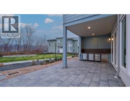 3040 Landry Crescent, Summerland, BC V0H1Z9 Photo 22