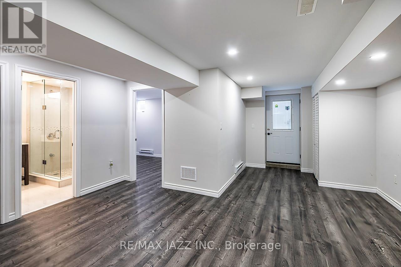 86 SIDNEY RUNDLE AVENUE - 32