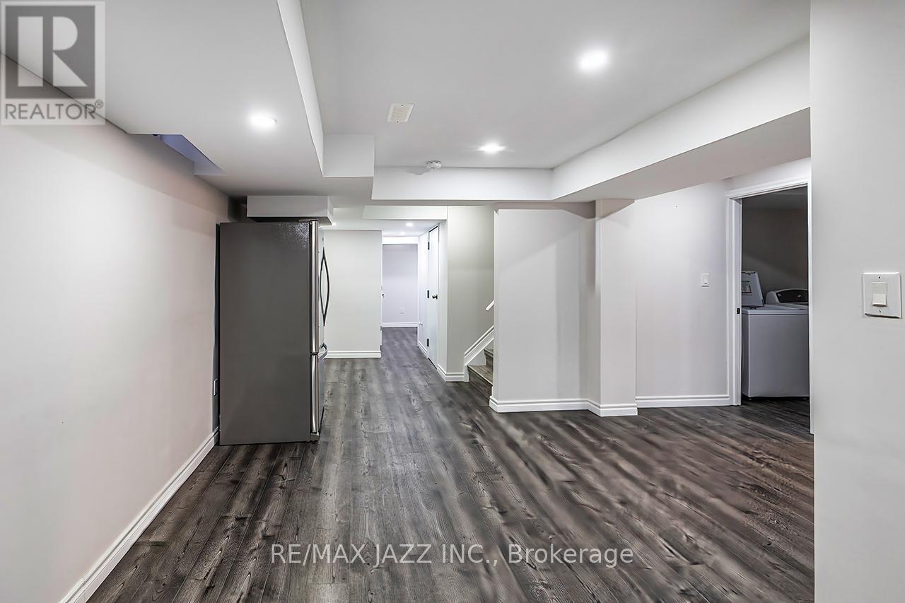 86 SIDNEY RUNDLE AVENUE - 35