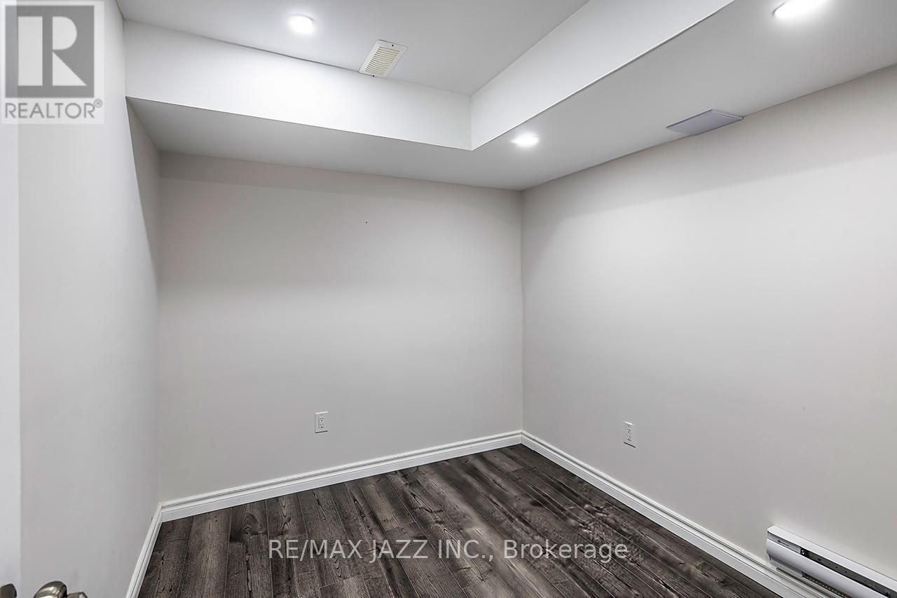 86 SIDNEY RUNDLE AVENUE - 38