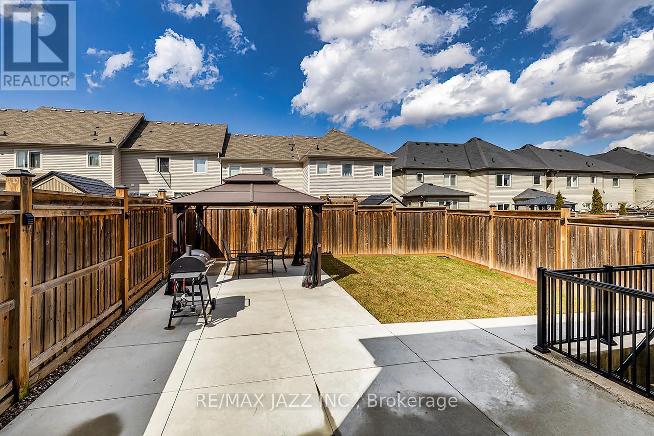 86 SIDNEY RUNDLE AVENUE - 40