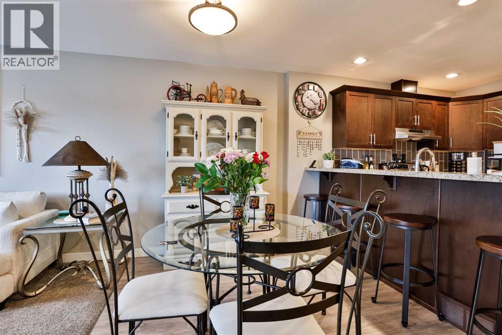 2, 37 Cougar Cove N — photo 10