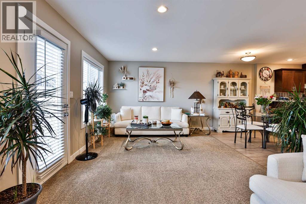 2, 37 Cougar Cove N — photo 8
