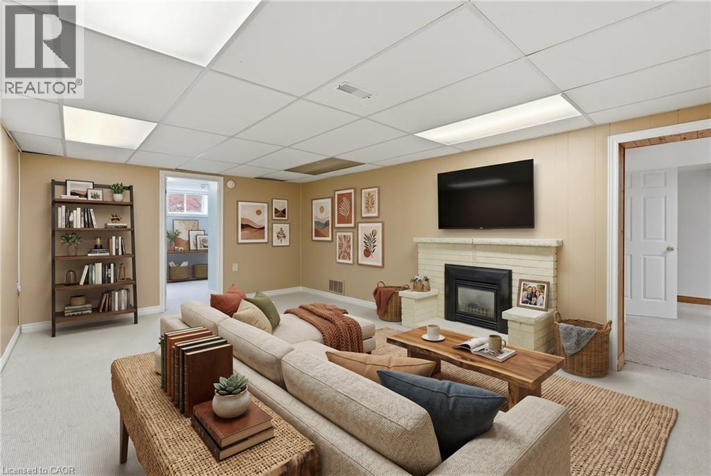 21 BRIAN Boulevard, Waterdown, Ontario, L8B0C7 — Photo 35