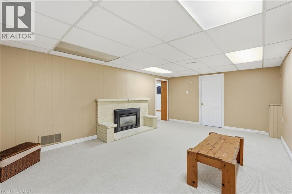 21 BRIAN Boulevard, Waterdown, Ontario, L8B0C7 — Photo 36