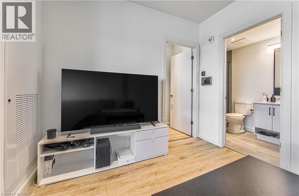 741 KING Street W Unit# 1504, Kitchener, Ontario, N2G1E5 — Photo 12