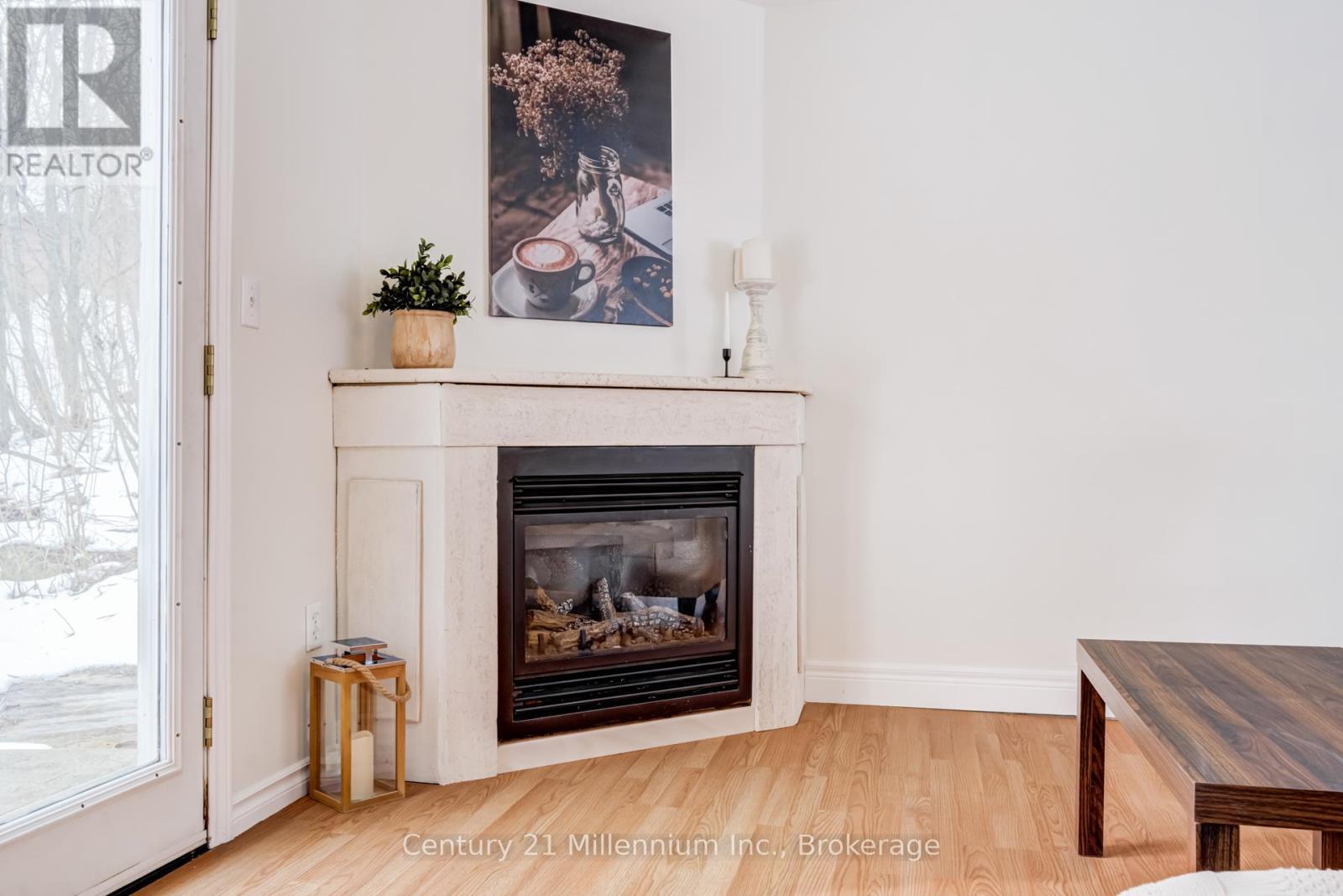 124 MAIN STREET - 19