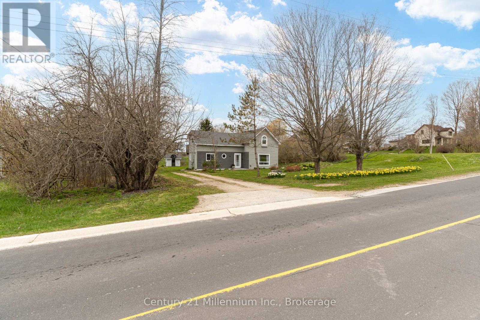 124 MAIN STREET - 5