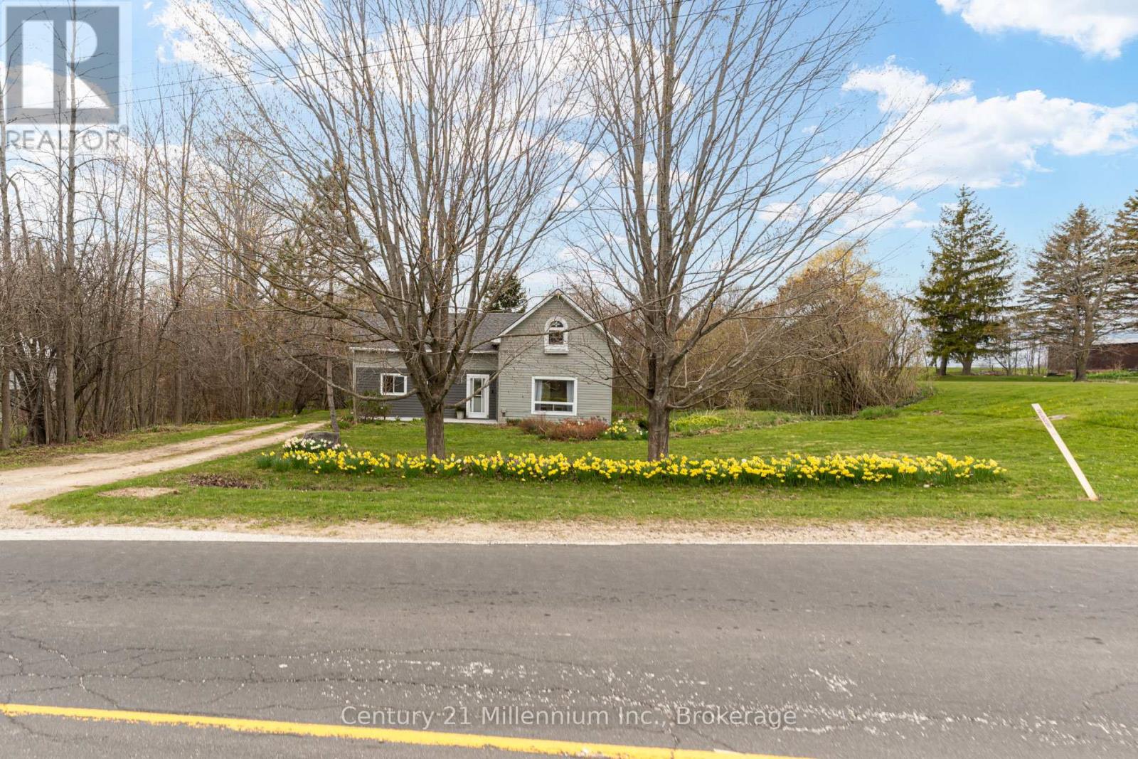 124 MAIN STREET - 6
