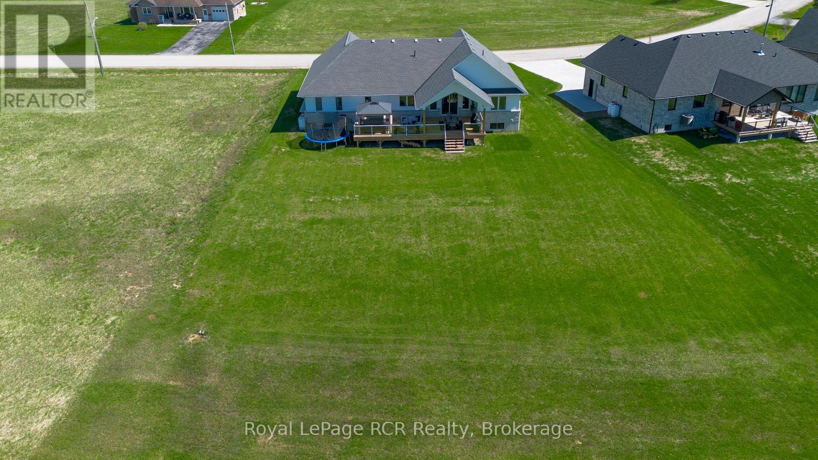 22 NICKASON DRIVE - 46
