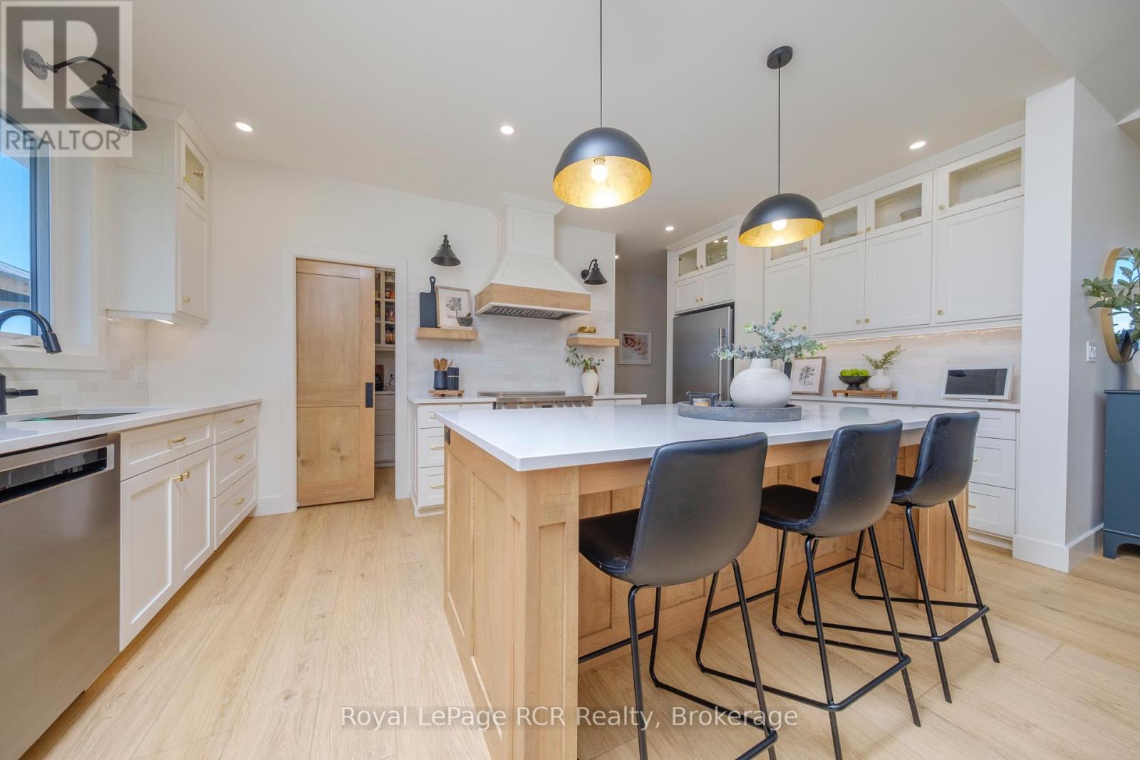 22 NICKASON DRIVE - 8