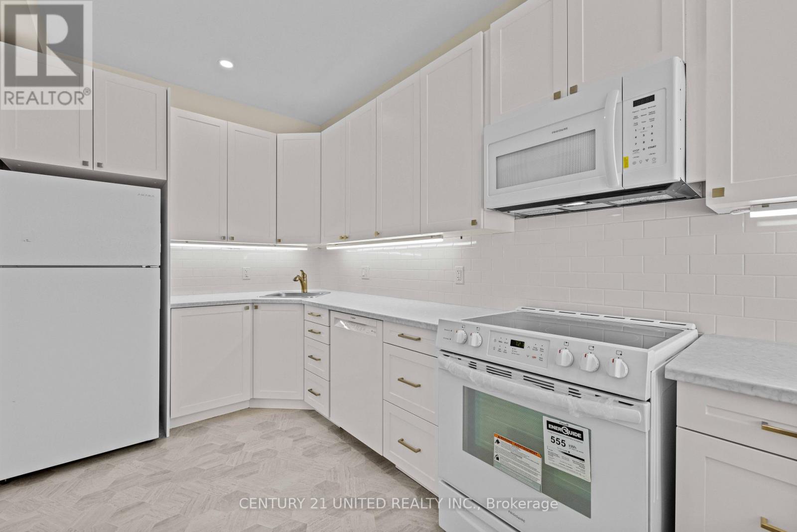 375 DOWNIE STREET - 10
