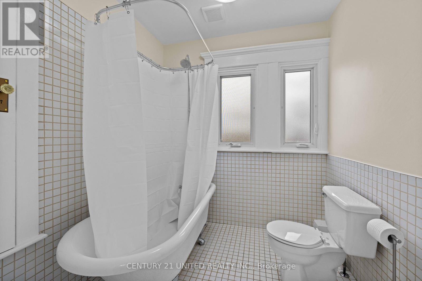 375 DOWNIE STREET - 23