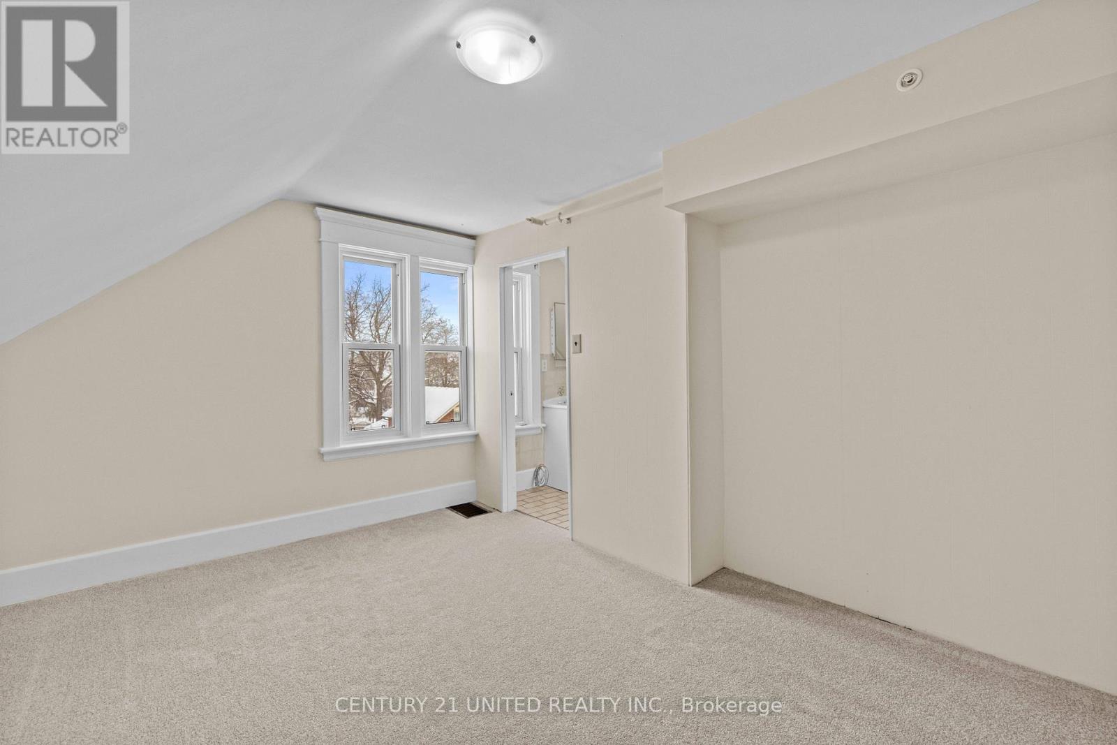 375 DOWNIE STREET - 26