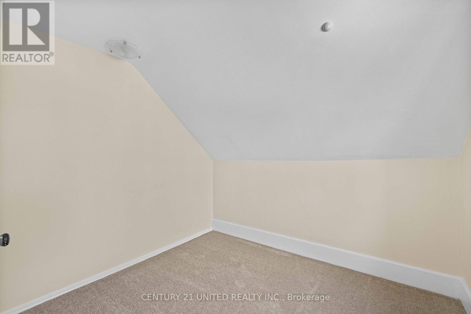 375 DOWNIE STREET - 34